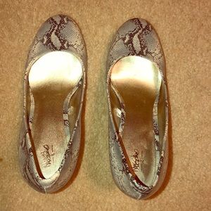 Feaux snake skin heels, Mossimo, sz 5.5